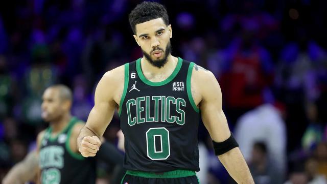 九游体育APP-再胜76人重夺主场优势 专注度拉满的绿衫军真可怕